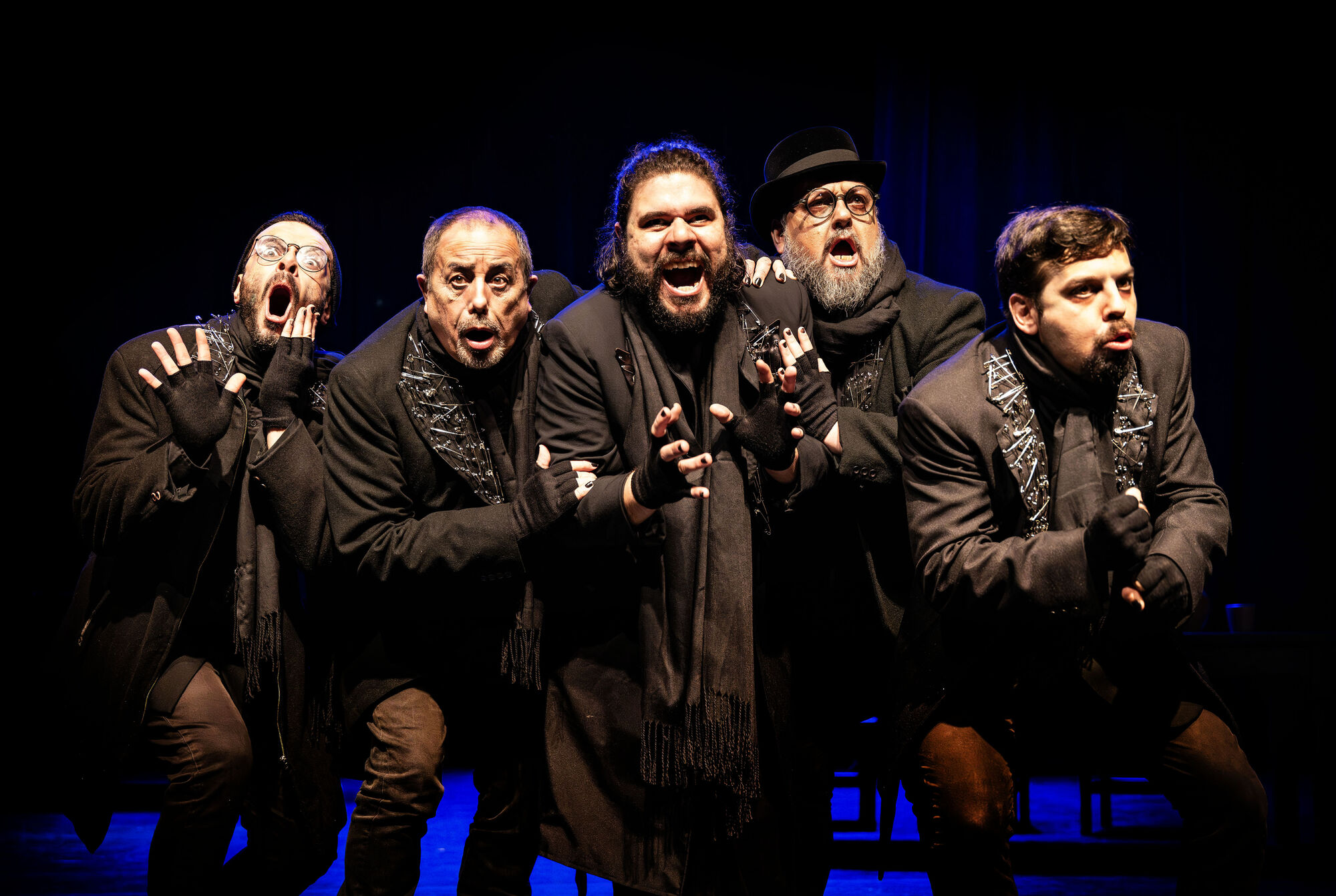 Kafka — elenco em cena